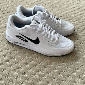 New Nike Air Max Golf Shoes Men’s size 9.5